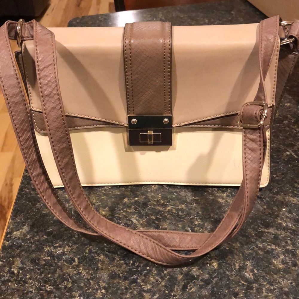 Mossimo Purse - Picture 2 of 7